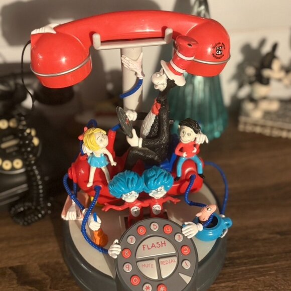 Dr. Seuss Cat in the Hat- 3D, Landline Telephone, Collectible, Vintage 2003 - Picture 5 of 12